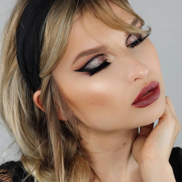 🧞♂️LE🧞♂️MAC Aladdin Collection Matte Lipstick- Rajah - Picture 5 of 16